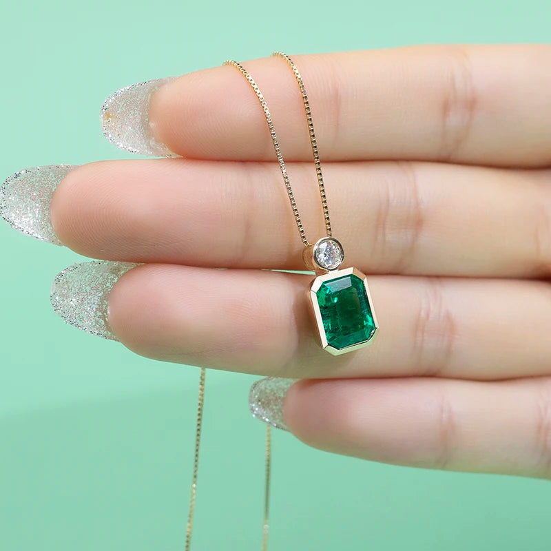 Gemfiori Messi Jewelry MSN-602 18K Gold 7x9mm Lab Grown Columbia Emerald Necklace