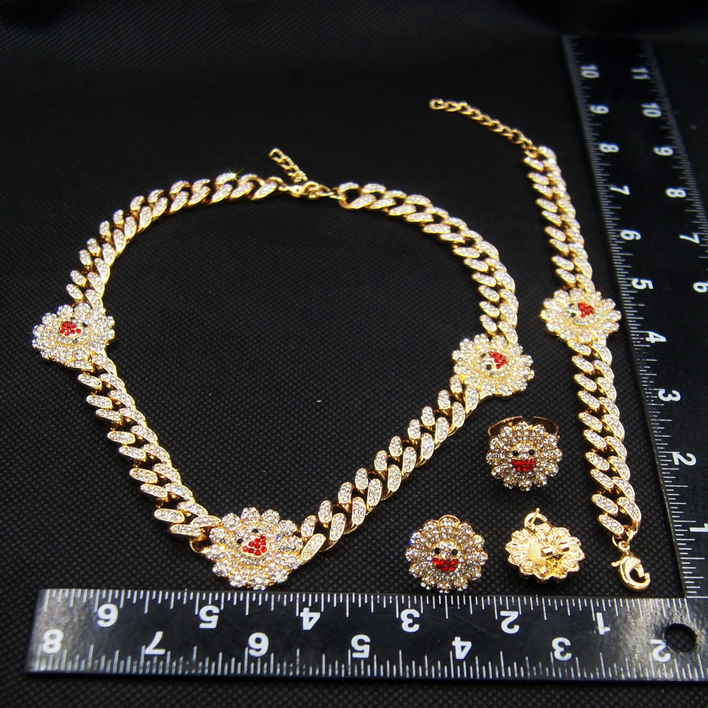 Zhuerrui Gypsophila Hip Hop Style Women's Cuban Chain Jewelry Set Sun Flower Girl Cuban Crystal Exquisit Gold Plated Jewelry Set