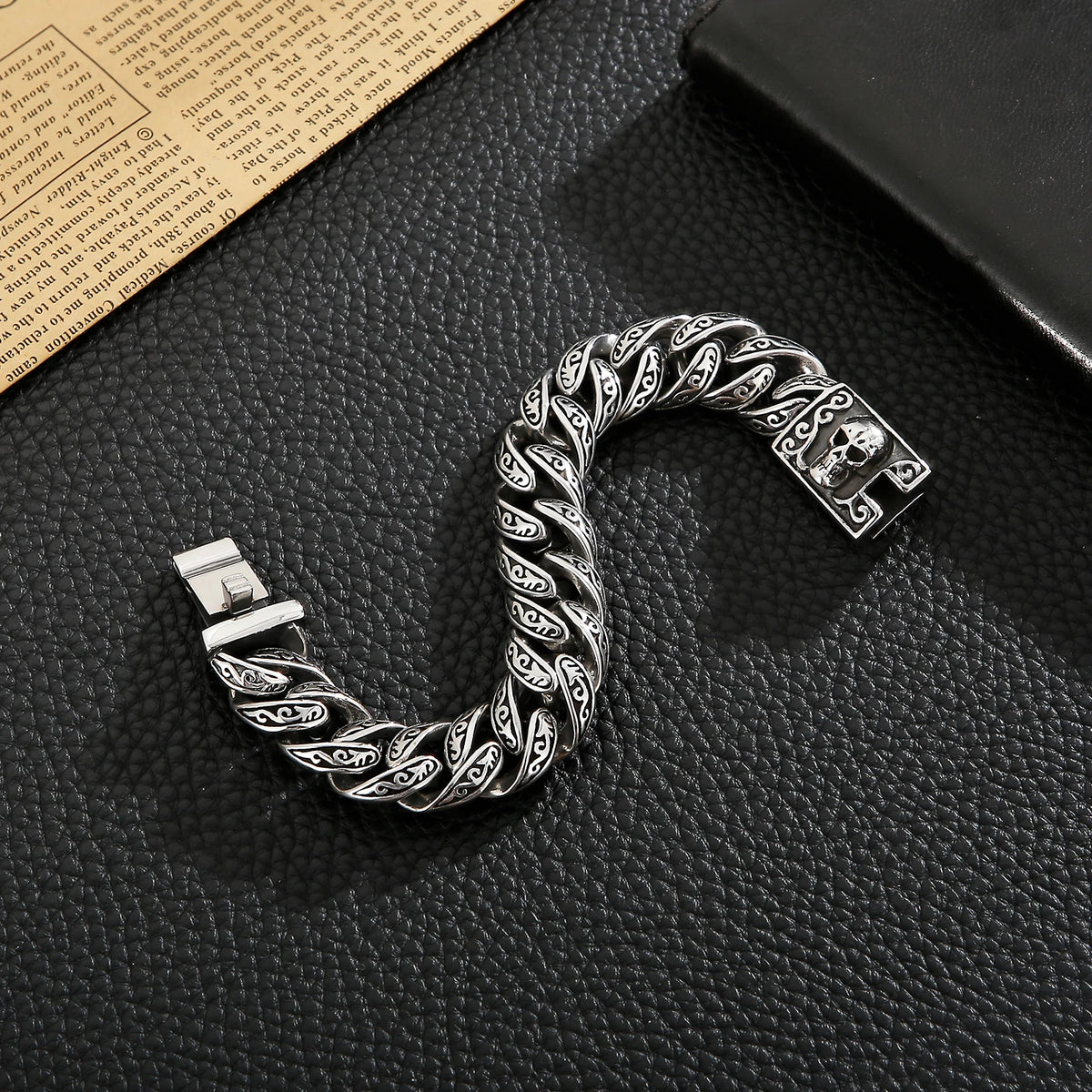 VIKING Mens Punk Totem Skull Pattern Stainless Steel Bracelet – Silver