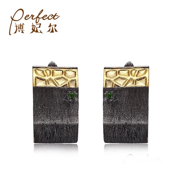 Vintage Design 925 Sterling Silver Earrings with Diopside Stone