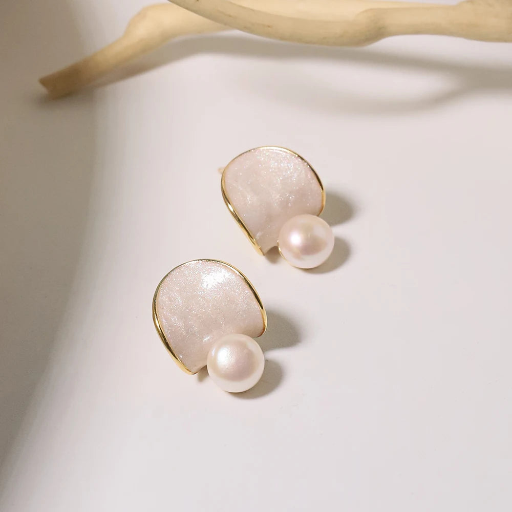 High-quality, Round, Pearl Puddles Earrings Large Natural Pearl Earrings with a Touch of Luxury and Sophistication for Women.