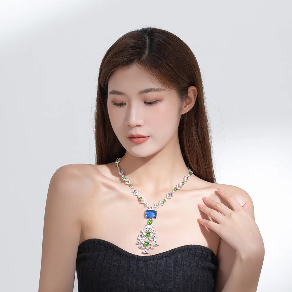 New High Quality Exaggerated Large Gourd Fashion Design Jewelry Chinese Style Red Coral Exaggerated Sweater Chain