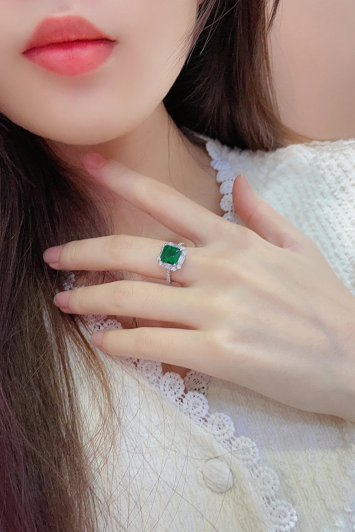 Gemfiori Hot Selling Lab Grown Emerald Gemstone Hydrothermal Columbian Emerald Woman Ring 925 Sterling Silverg