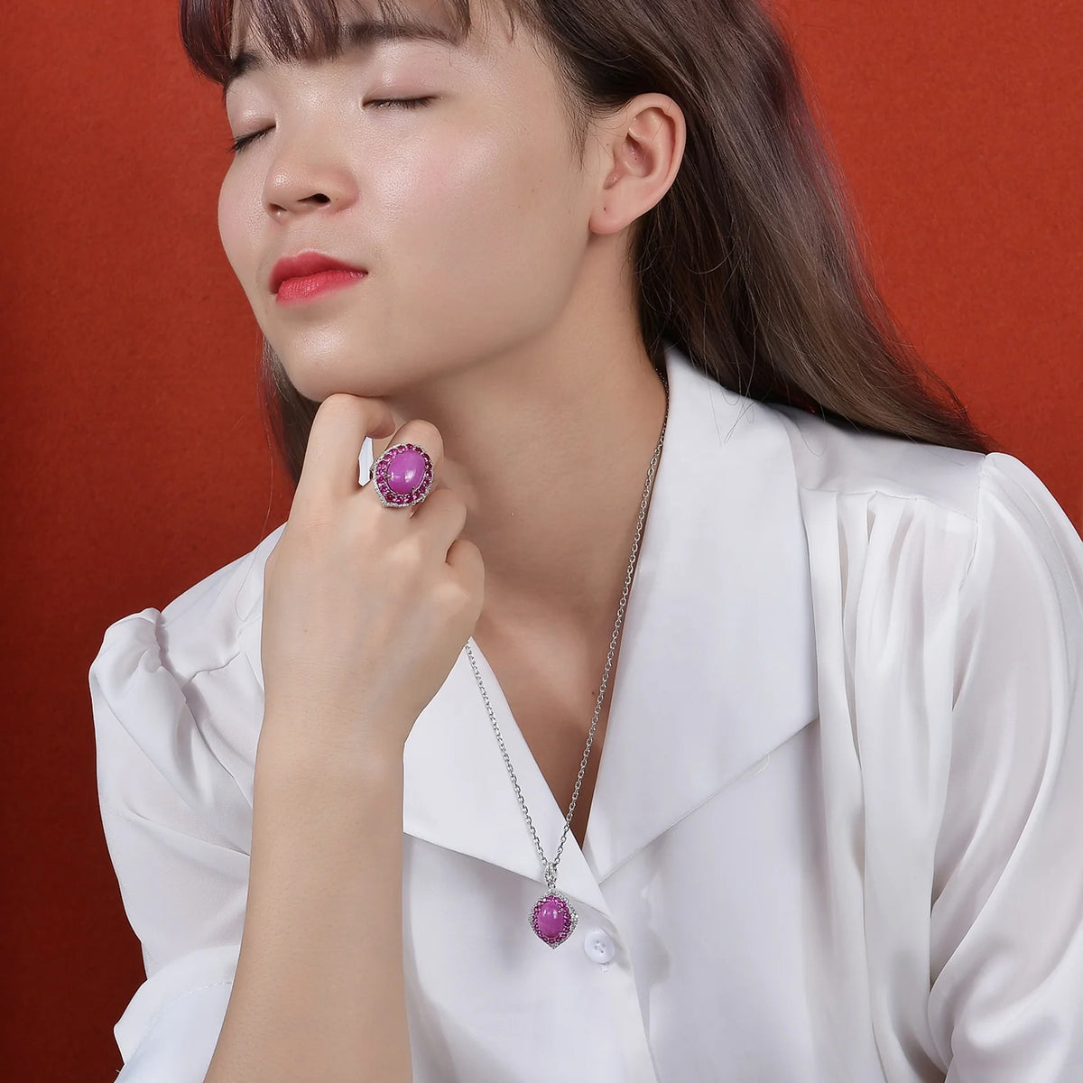 ArtistA C4028 Abiding Custom OEM/ODM Halo Ring Necklace Set Big Oval Shape Lab Grown Star Ruby Sapphire 925 Sliver Jewelry Set for Women