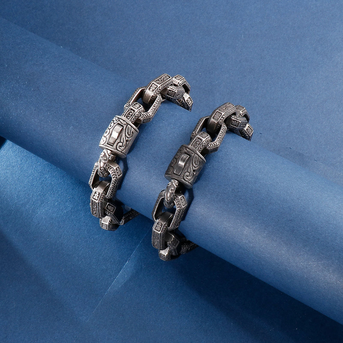 VIKING Mens Vintage Geometric Chain Bracelet – Silver & Ancient Silver Stainless Steel
