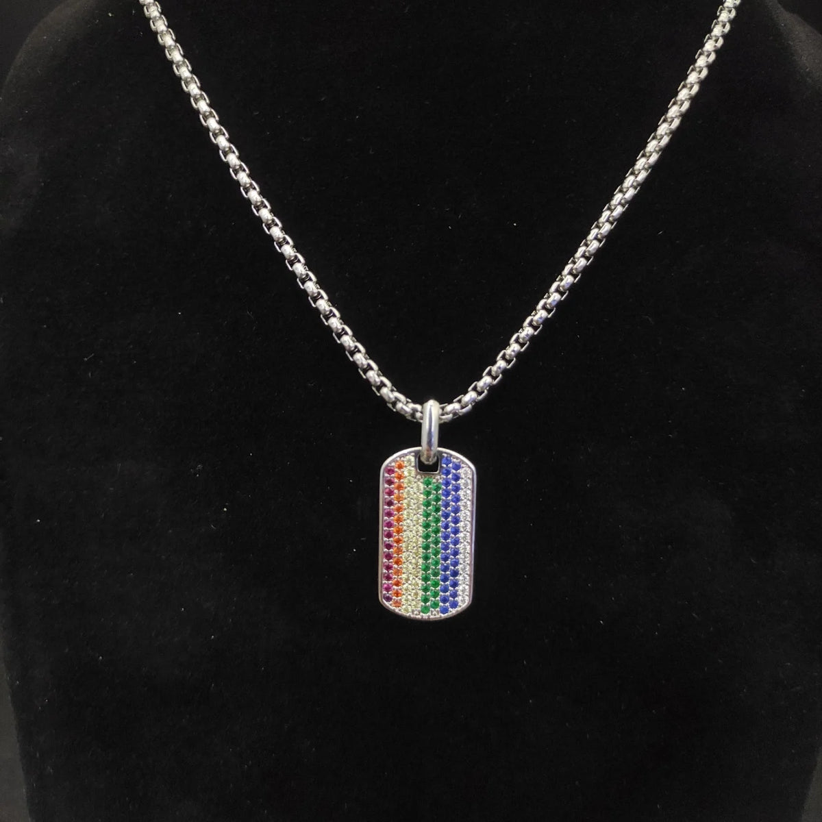 FASHIONISTA DY High-Quality Silver-Plated Shield Necklace with Diamonds, Gold-Plated Shield Necklace. Jewelry .