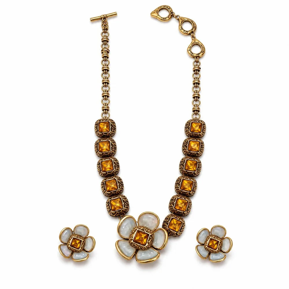 ArtistA Vintage Alloy Gold-Plated Inlaid Opal Necklace and Earring Jewelry Set