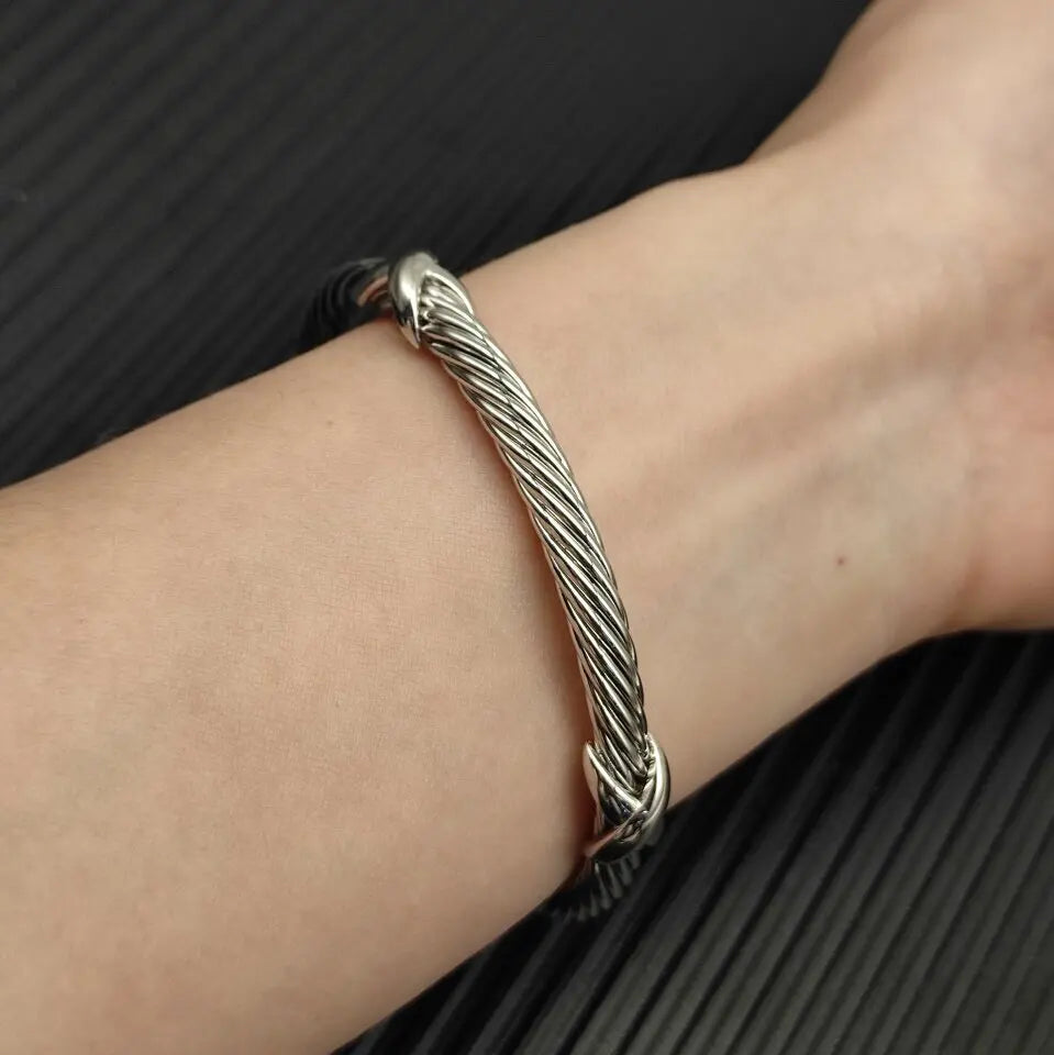FASHIONISTA DY High-Quality Silver X Bracelet, Luxurious Unisex Gold XX Classic Bracelet, Jewelry