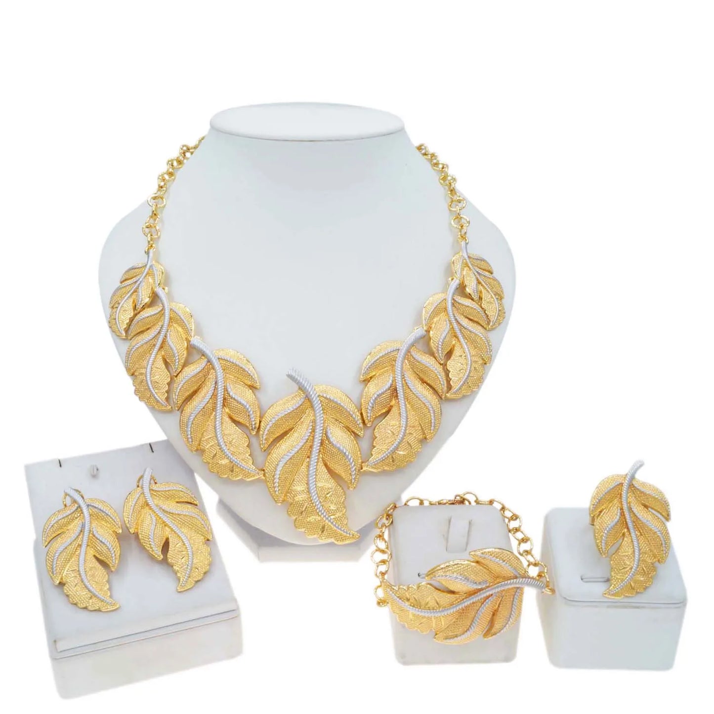 Zhuerrui Beautiful Bridal Good Jewelry Sets Latest Silver Leaf Shape Necklace Jewelry Set Favors Woman Costume Pendant H00747