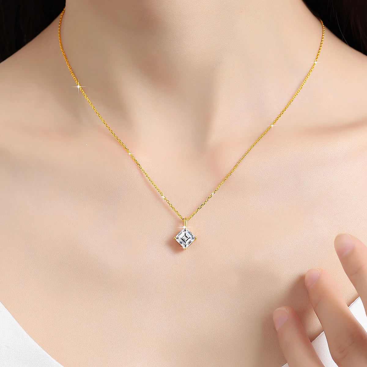Gioiellieri Jewelry Au585 Real Yellow Gold 14K Hollow Gold Pendant Necklace with Moissanite Link Chain Trendy Style Women Custom