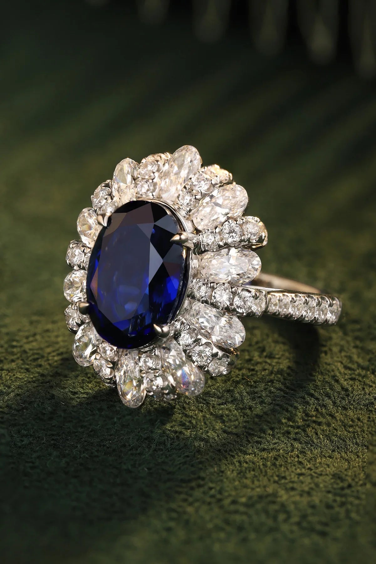 Gemfiori Jewelry Trendy High Quality S925 Silver Cultivated Sapphire Ring Unisex Engagement Ring for Wedding Party or Gift