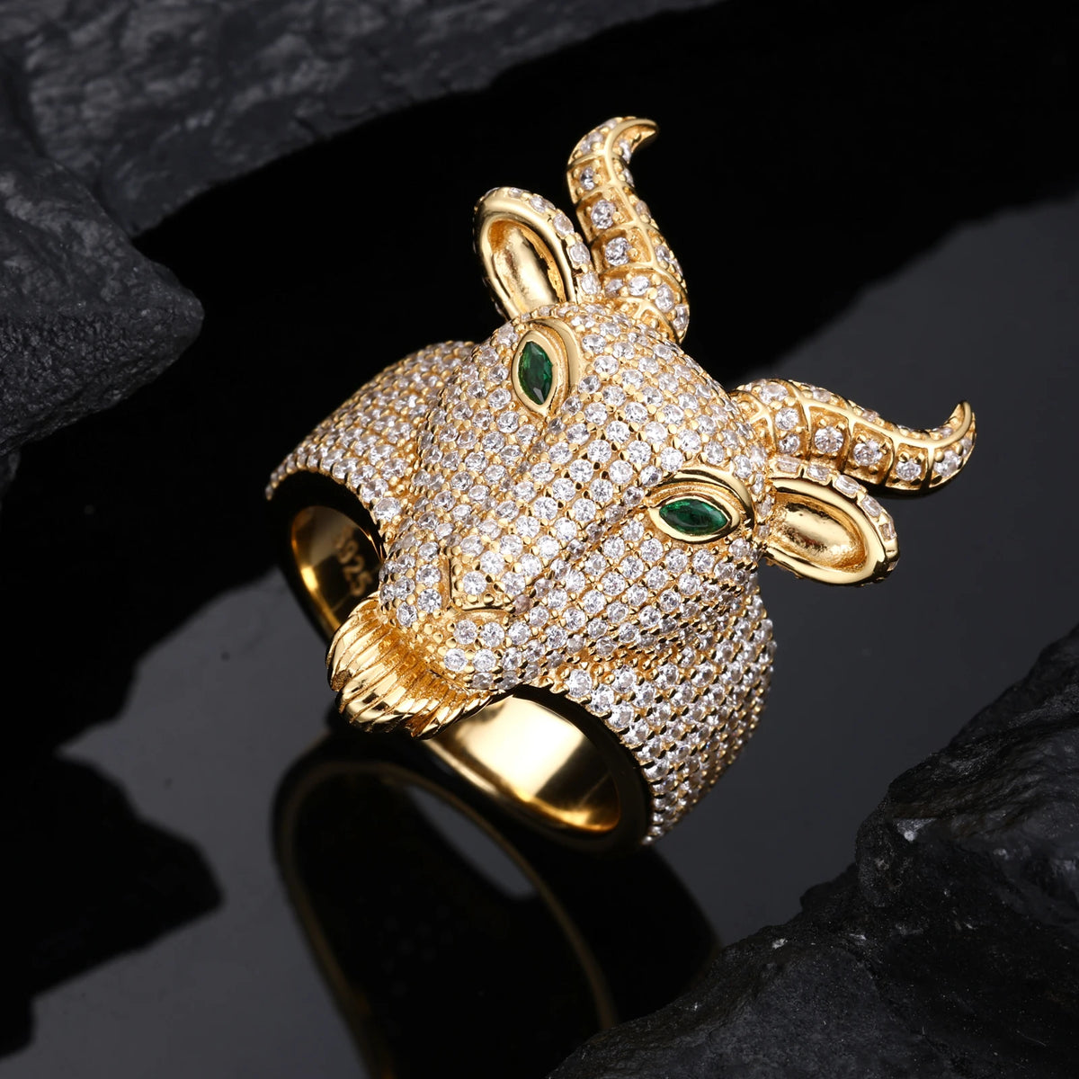 BiG-BOSS Hip Hop Mens Luxury Jewelry Gift Iced Out Bling 925 Sterling Silver VVS D Color Moissanite Evil Goat Gemstone Ring