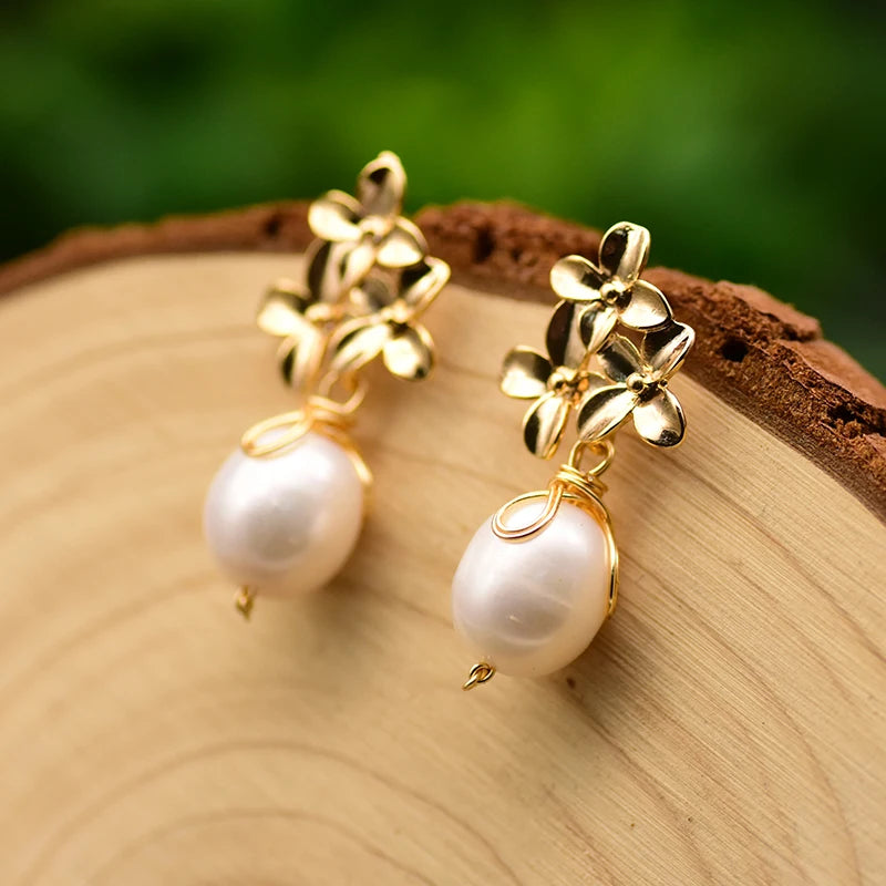 New Yiwu Jewelry Wholesale Natural Baroque Pearl for Women Flower Drop Earrings 18K Gold Plated Fashion Designer Jewelry