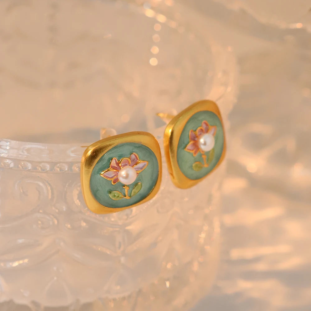 Natural Pearl Green Relief Flower Square Earrings Korean Style Women Luxury Jewelry Fashion Ladies and Girls Gift GE1581
