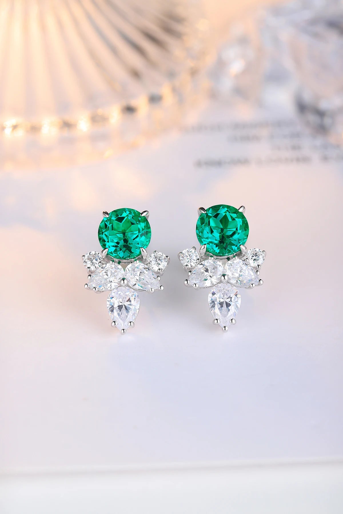 Gemfiori China Factory New Design Gemstone Cultivated Emerald Earrings