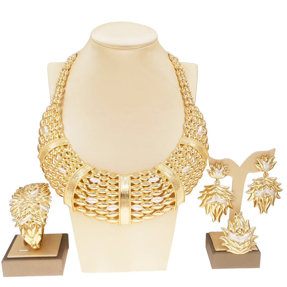 Zhuerrui 24k Gold Plated Latest Brazilian Jewelry Set Three Color Electroplating Custom Jewelry Big Necklace Jewellery H00577