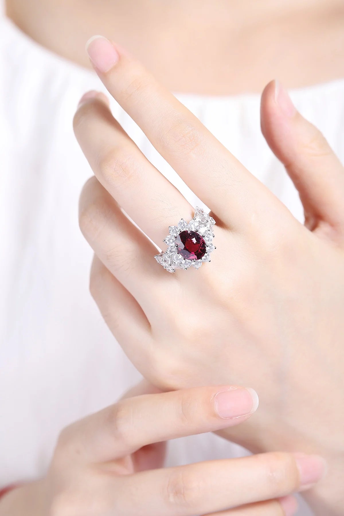 Gemfiori Stunning Natural Garnet Rings for Women 925 Sterling Silver Rings of the Day Handmade Jewelry Wedding Engagement Rings