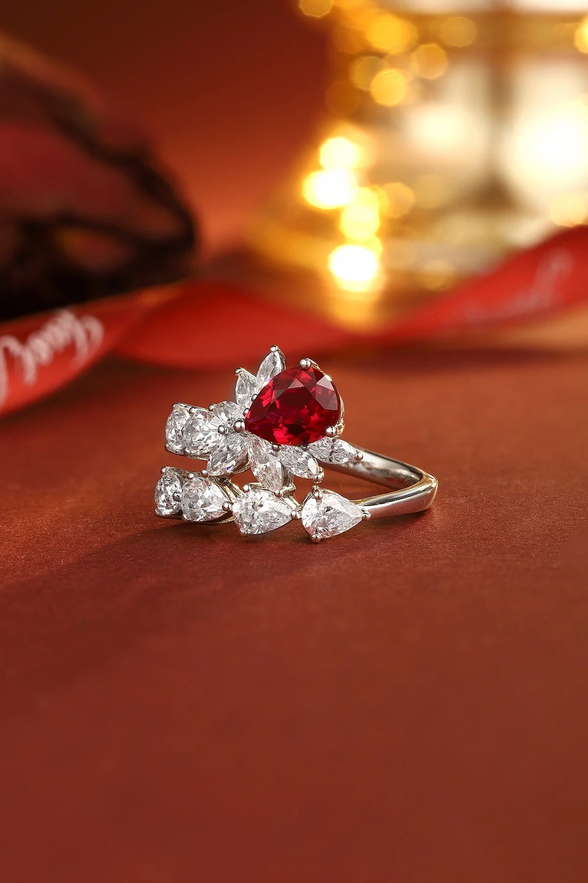Gemfiori Jewelry Trendy High Quality S925 Silver Cultivated Ruby Ring Unisex Engagement Ring for Wedding Party or Gift