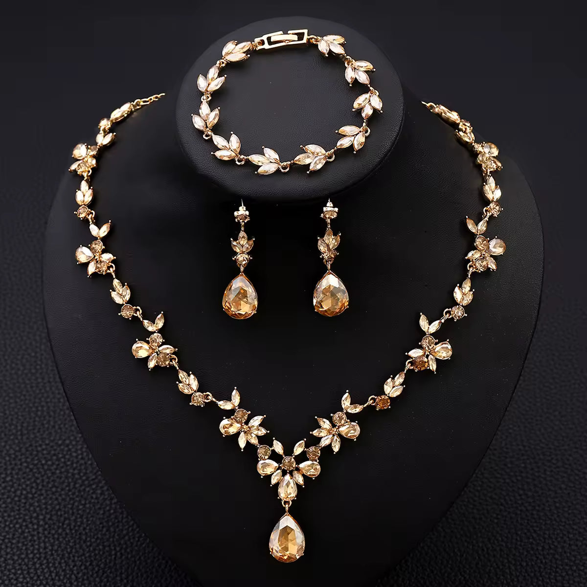 NLB01SPECIAL107 5 sets for £49/-