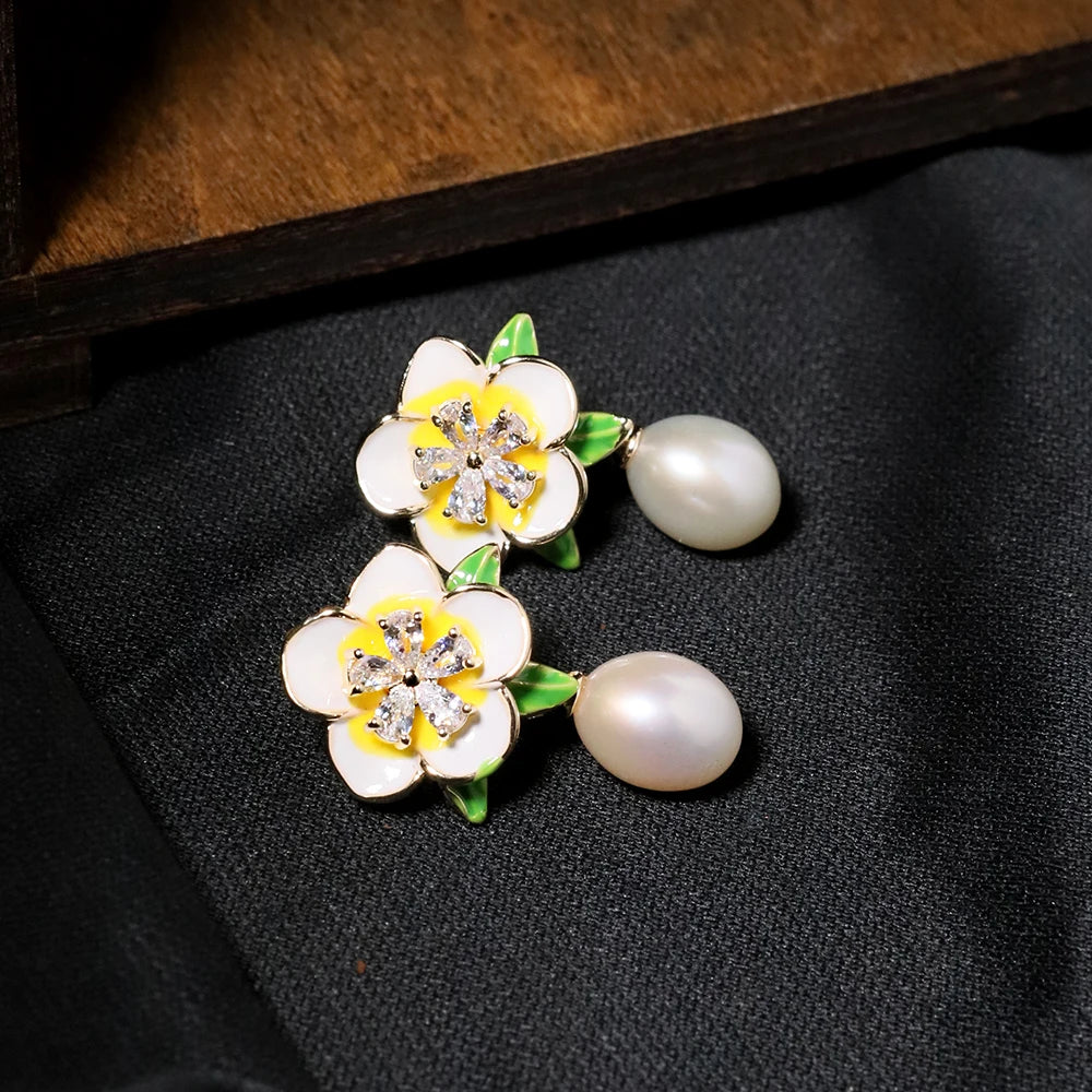 Natural Freshwater Pearl Pink Butterfly Pendant Earrings Korean Style Women Luxury Jewelry Fashion Ladies and Girls Gift GE1584