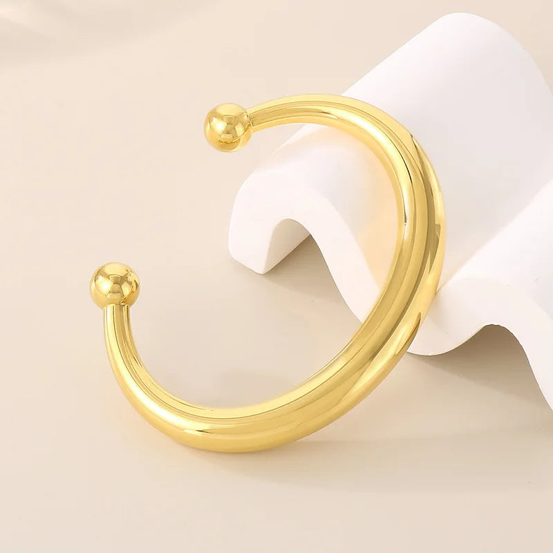 FASHIONISTA Trendy 18K Gold-Plated Hollow Smooth C-Shape Stainless Steel Bracelet Fashionable Open Bangles Jewelry