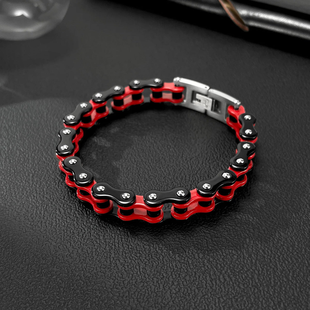 REBEL Locomotive Chain Men Personalized Bracelets Red studded Bracelet Punk Vintage Stainless Steel Jewelry Waterproof ALN2601001446
