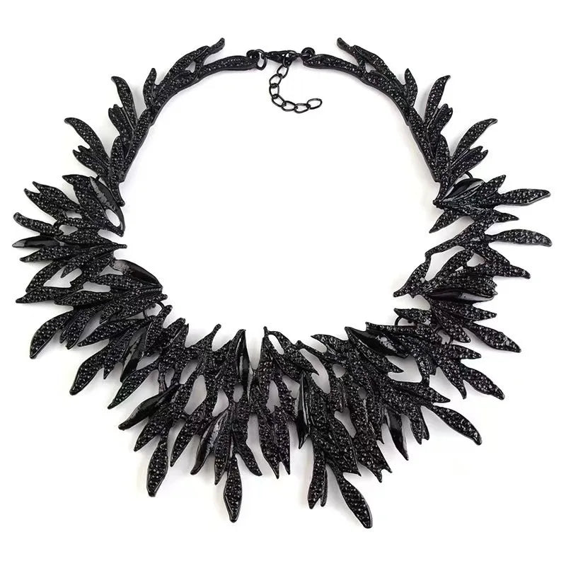 Geometric Fishtail Pendant Clavicle Necklace | Retro Vintage-Luxe Fashion Statement Necklace