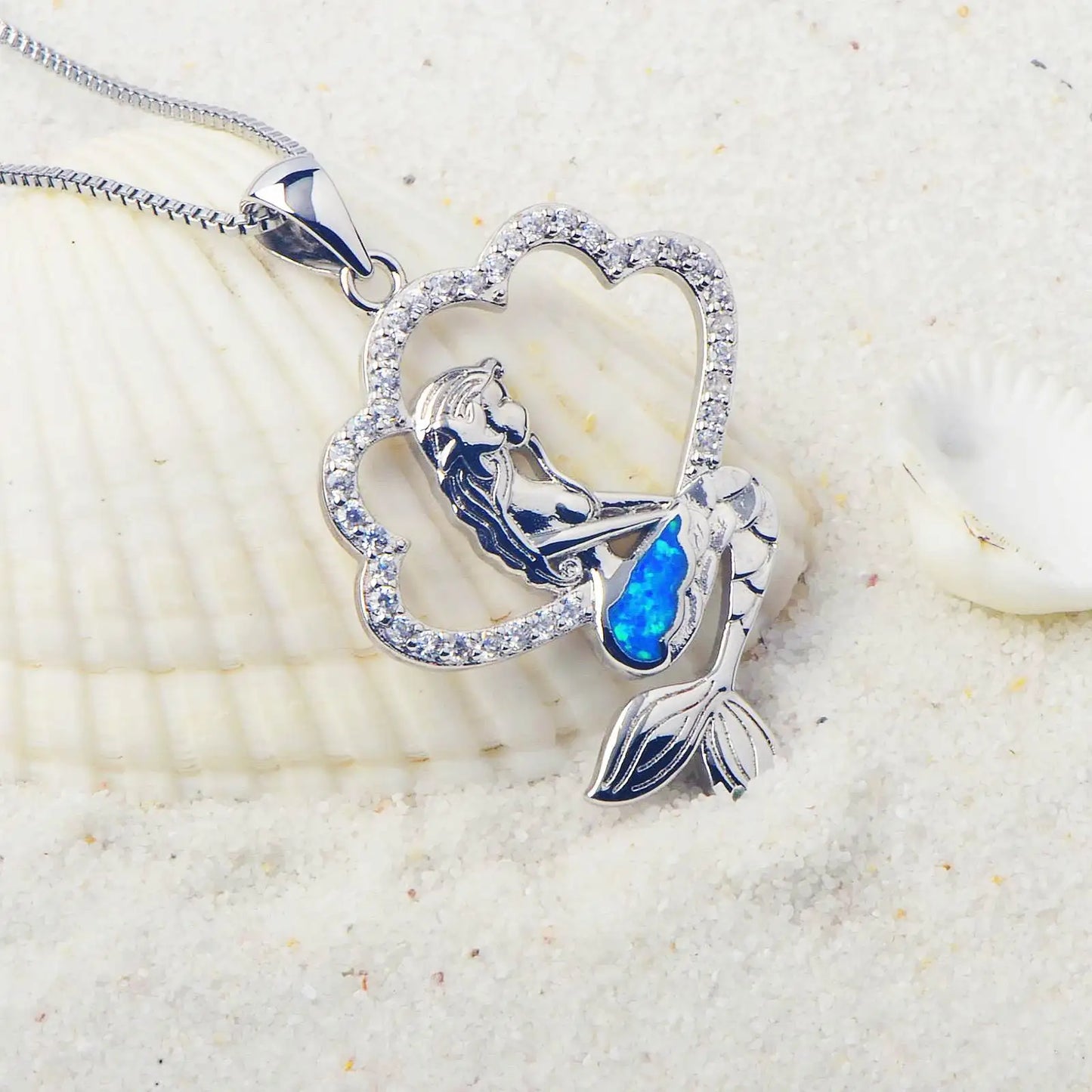 Chic Coastal Mermaid Necklace Aobao Decorative Inlaid Pendant Fashion Jewelry