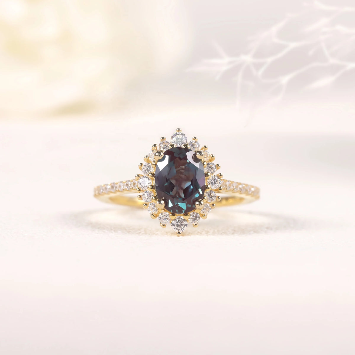 Gemfiori OL0923 Abiding Delicate Exquisite White Cz Halo Oval Cut 6x8MM Lab Grown Alexandrite 925 Sterling Silver Fine Jewelry Ring