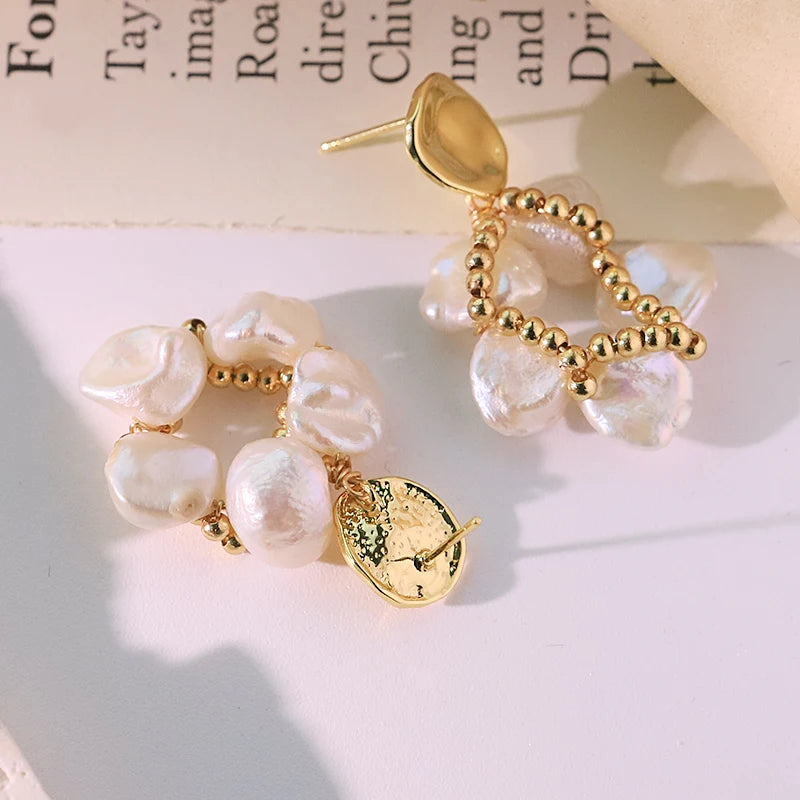 Baroque Natural Pearl Copper Bead Flower Pendant Earrings 18k Gold Plated Luxurious Earrings for Banquet Wedding Wife GE1815