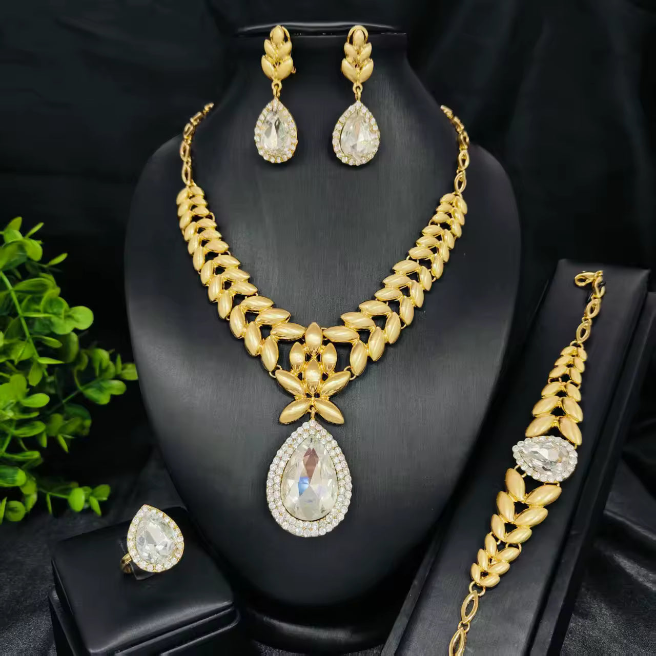 NLB01SPECIAL130 10 sets for £79/-