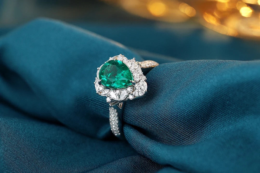 Gemfiori Custom Rings Lab Grown Emerald Rings Sterling Silver 925 Engagement Ring Rhodium Plated Prong Setting Wedding Jewelry