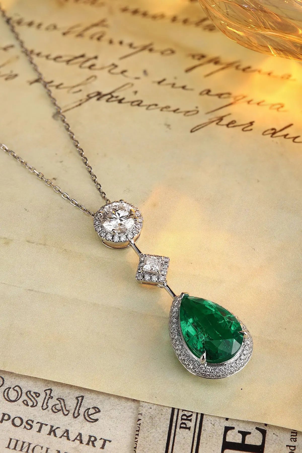 Gemfiori PT950 Emerald Lab diamond Necklace Chain Length for Women Girls Ladies Factory Customizable Discounted Price Necklaces