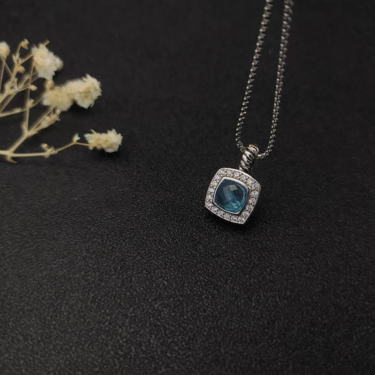 DY High-Quality Silver-Plated 7mm Square Diamond Necklace. Gold-Plated 7mm Colored Gemstone Necklace. Wholesale Jewelry.