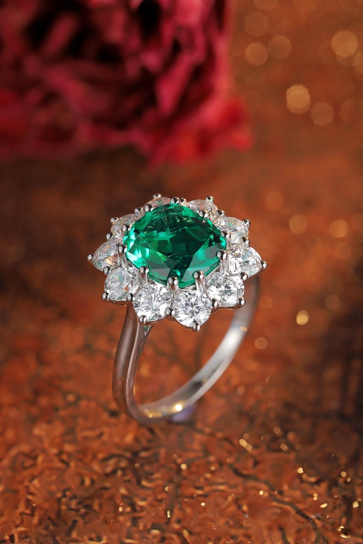 Gemfiori Jewelry Trendy High Quality S925 Silver Cultivated Emerald Ring Unisex Engagement Ring for Wedding Party or Gift