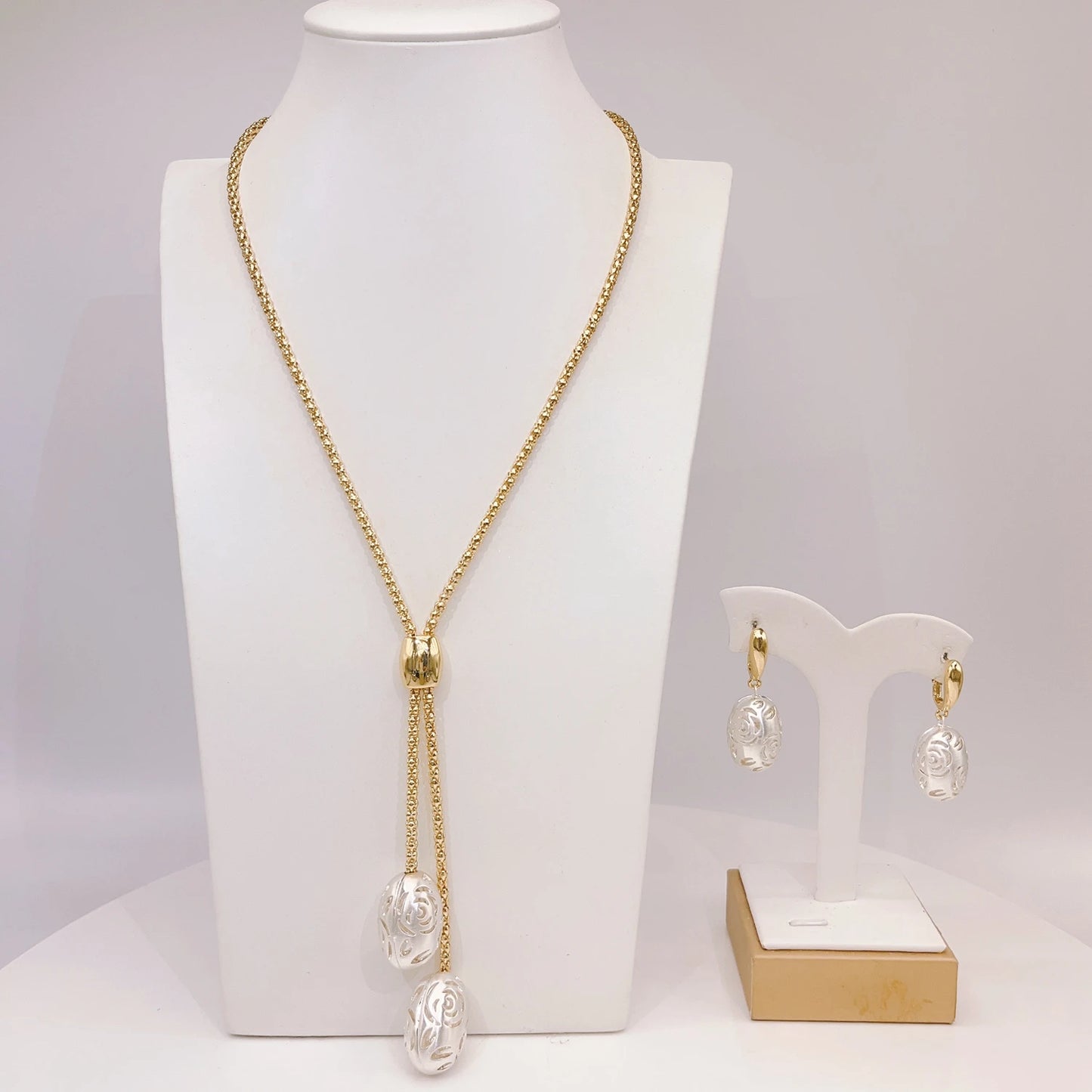 Zhuerrui New Gold-Plated Exquisite Jewelry Two-Piece Set Necklace Earrings Every Day Fashion Exquisite Women's GiftsHV22005225