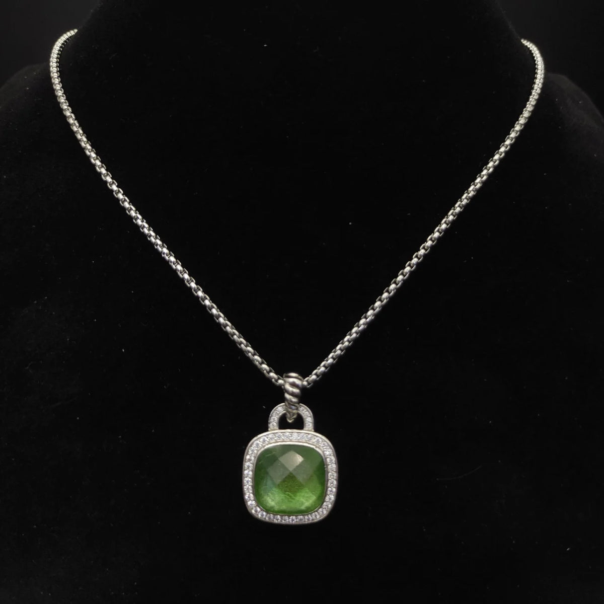 FASHIONISTA DY High-Quality Silver-Plated 14mm Square Diamond Necklace. Gold-Plated Colored Gemstone Necklace. Jewelry .