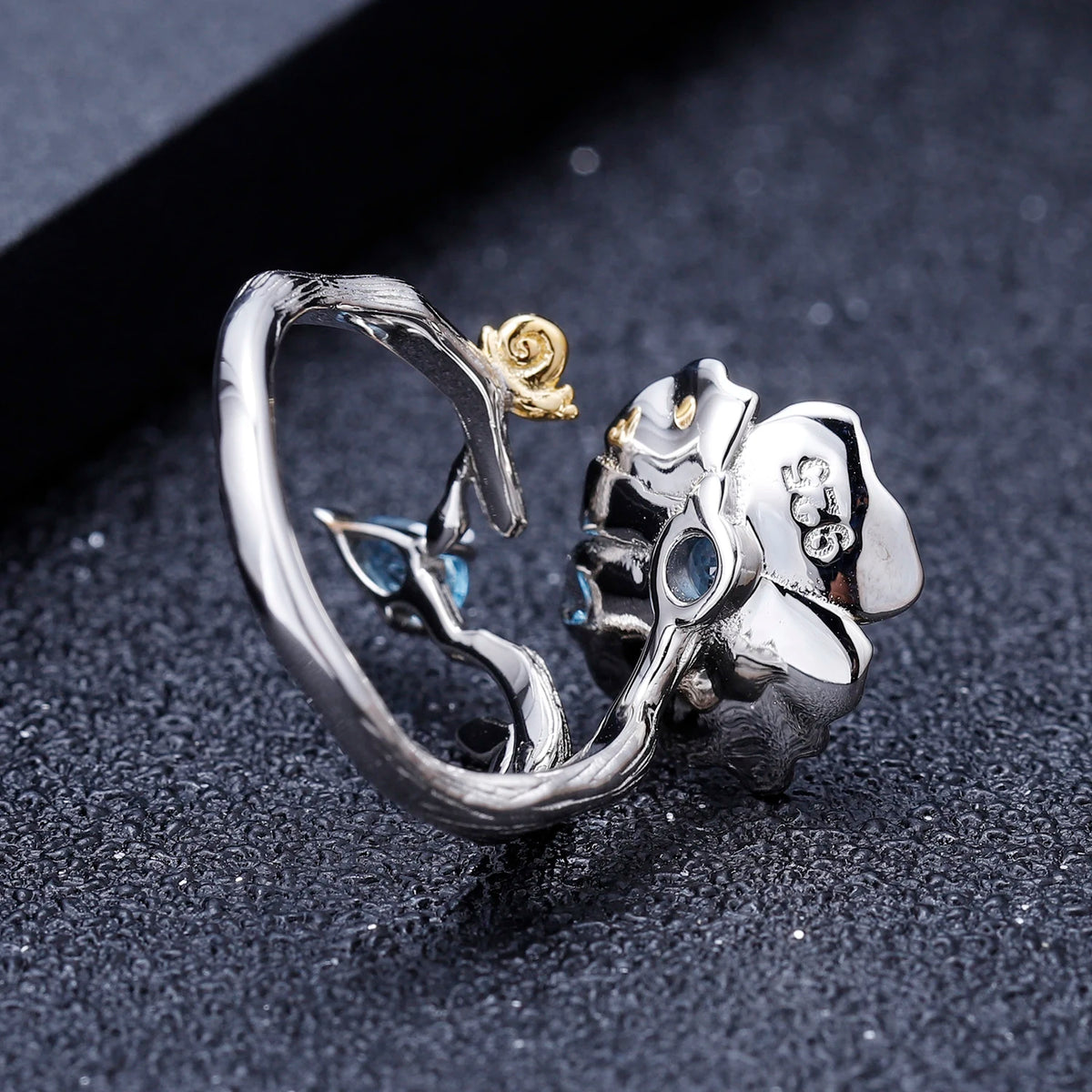 ArtistA C7772 Abiding Dainty Swiss Blue Topaz 925 Sterling Silver Flower Jewelry Set Adjustable Ring Fish Hook Earrings