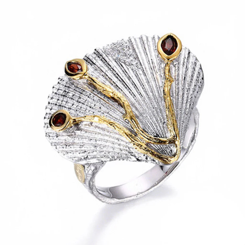 Shell Design Cute 925 Sterling Silver Jewelry Ring with Garnet Stone