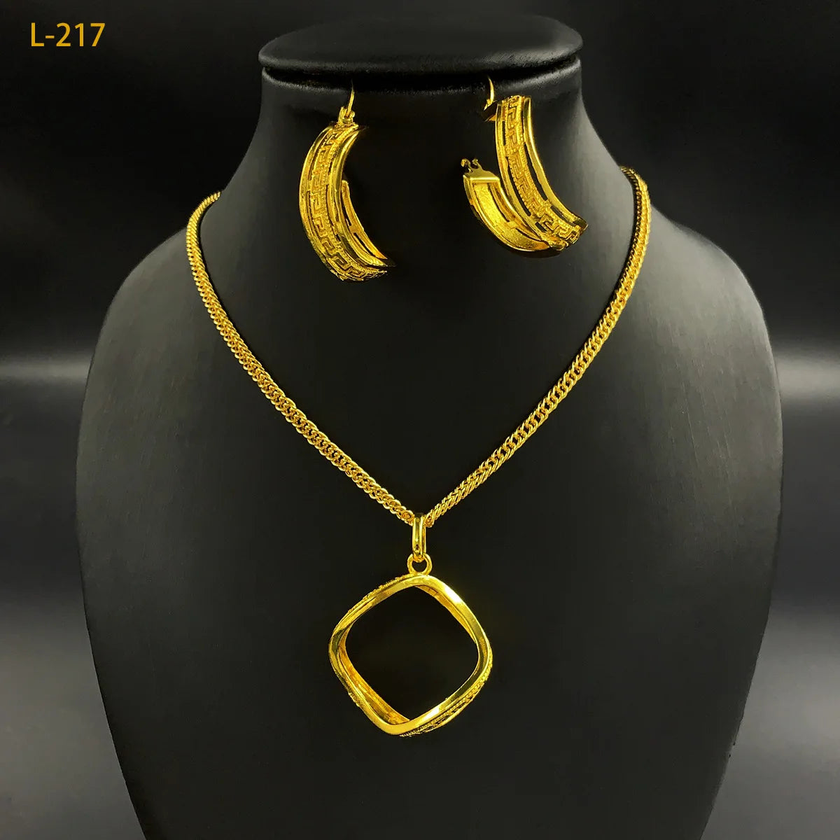 24K Gold Alloy Two-Piece Jewelry Set Indian Dubai Wedding Accessories Sand Gold Twisted Geometric Necklace Earrings for Unisex