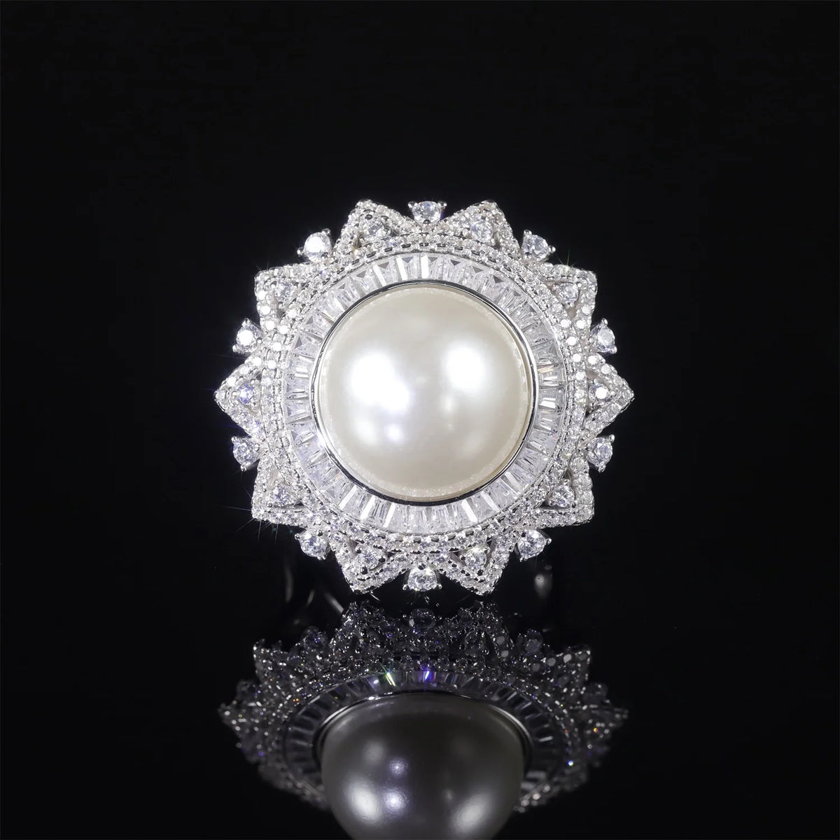 Gemfiori Abiding Antique Deluxe Elegant Big Round 16MM White Shell Pearl Ring Imitation Pearl Jewelry 925 Silver Multi Halo Women Ring