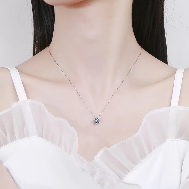 Factory Custom Minimalist 925 Sterling Silver Six Claw Set Round Cut 1 Carat Colorful Moissanite Pendant Necklaces Women