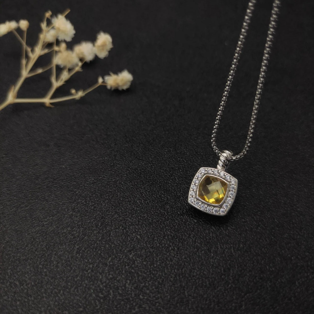 Gemfiori FASHIONISTA DY High-Quality Silver-Plated 7mm Square Diamond Necklace. Gold-Plated 7mm Colored Gemstone Necklace. Jewelry.