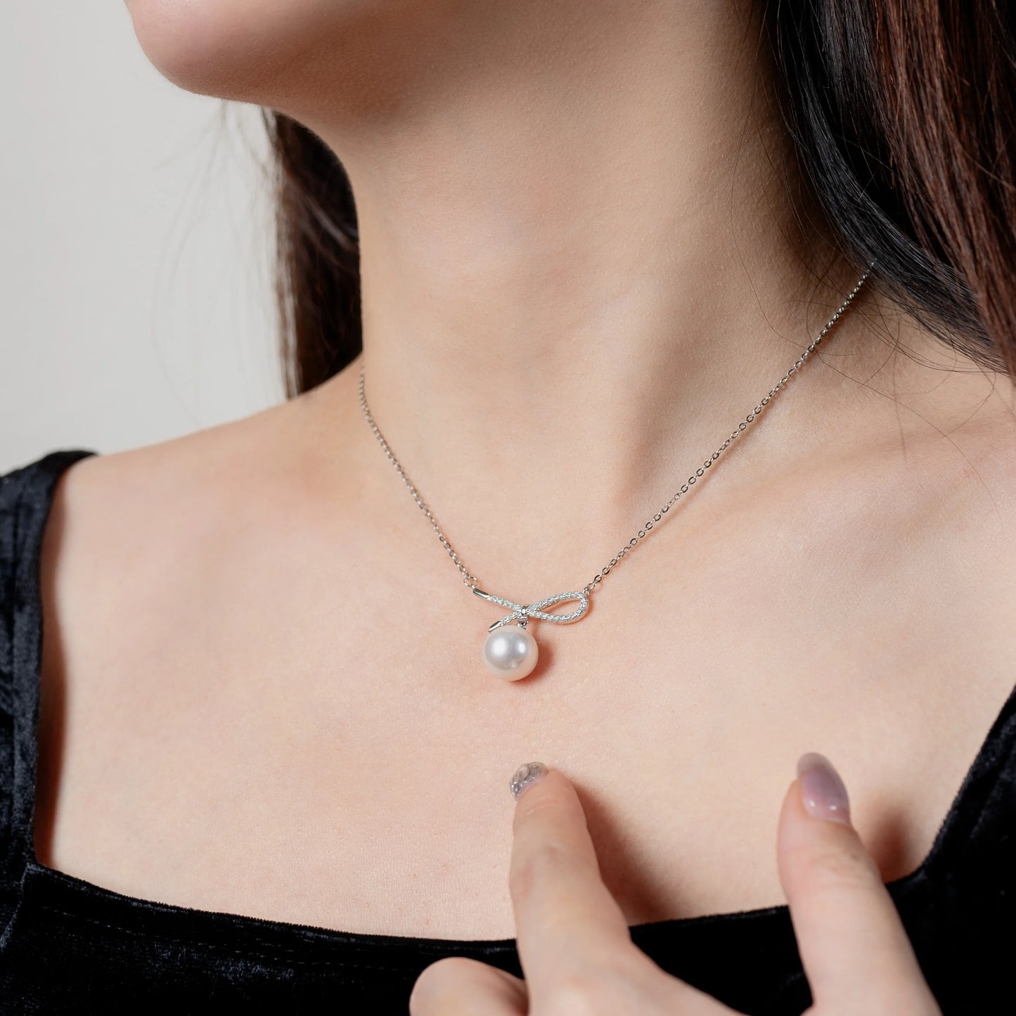 AKOYA High Quality Natural Seawater Round Pearl Necklace 925 Silver Platinum Plated AAA Grade NGTC Certified Unisex