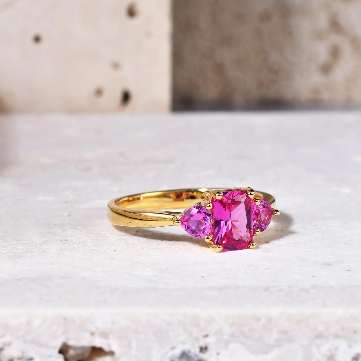 ArtistA Abiding Delicate Women Jewelry Three Stone 925 Sterling Silver Citrine Cz Lab Pink Sapphire Yellow God Plated Engagement Ring