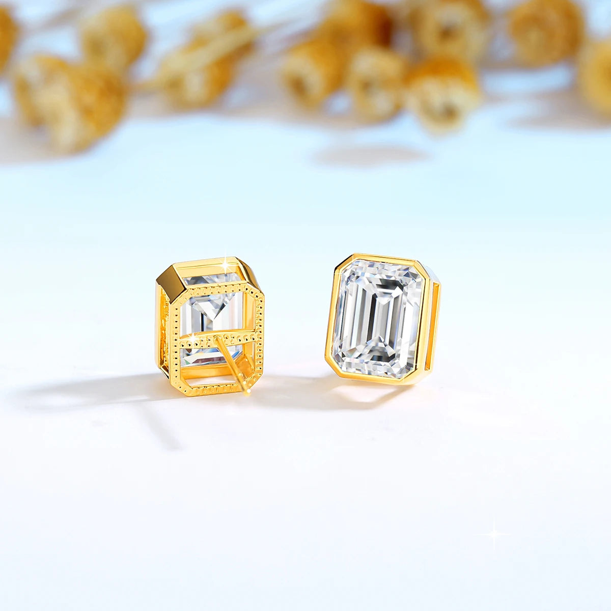 Gioiellieri Luxury Woman Engagement Jewelry Gift Classic Bezel Emerald Moissanite Stud Earrings 14K Gold Hollow