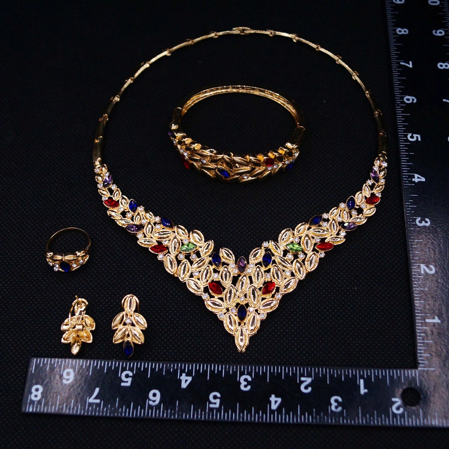 Zhuerrui High Quality Diamond Set Jewelry Set Color Gems Dazzling Earrings Heavy Industry Charm Senior Factory Direct SalesHM200
