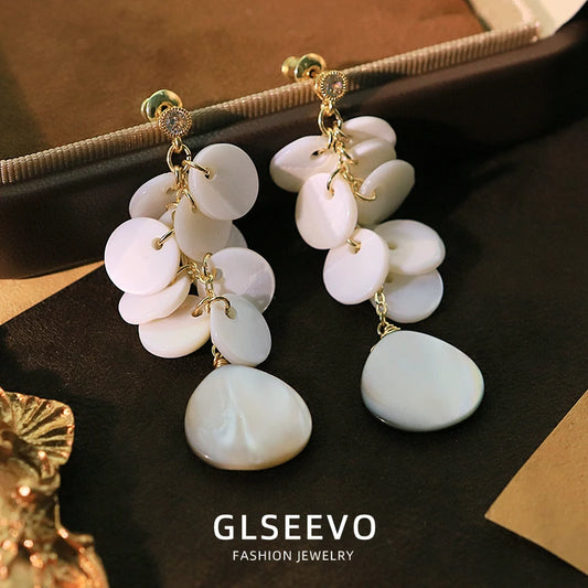 Round Natural Freshwater Shell Tassel Earrings Luxurious Vintage Handmade Earrings Beach Holiday Accessories for Women GE1753