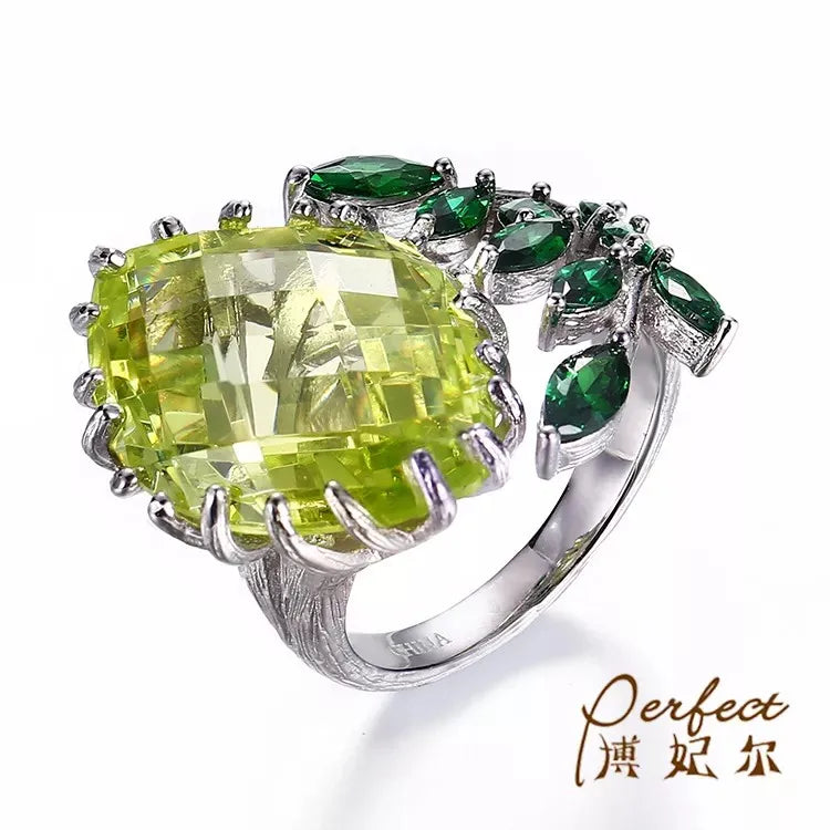 Coloured Zircon Gemstone 925 Sterling Silver Vintage Ring