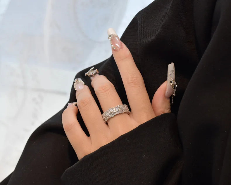 MuShan Jewelry Factory 925 Sterling Silver Luxury Full Diamond Zircon Ring Female Niche Design  Personality Ins Jewelry